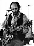 Un capitaine et ses guitares